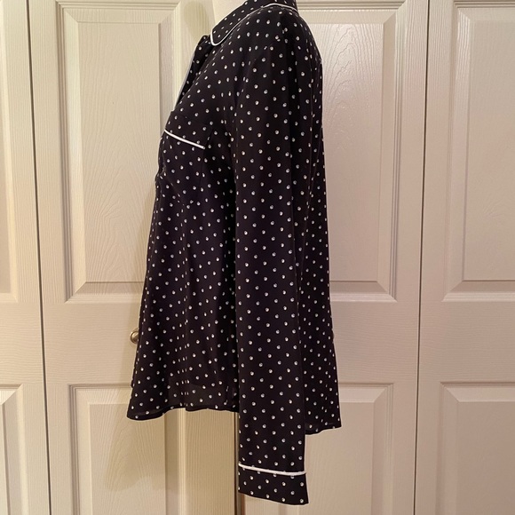 Ann Taylor navy print silk blouse size M - Picture 2 of 5